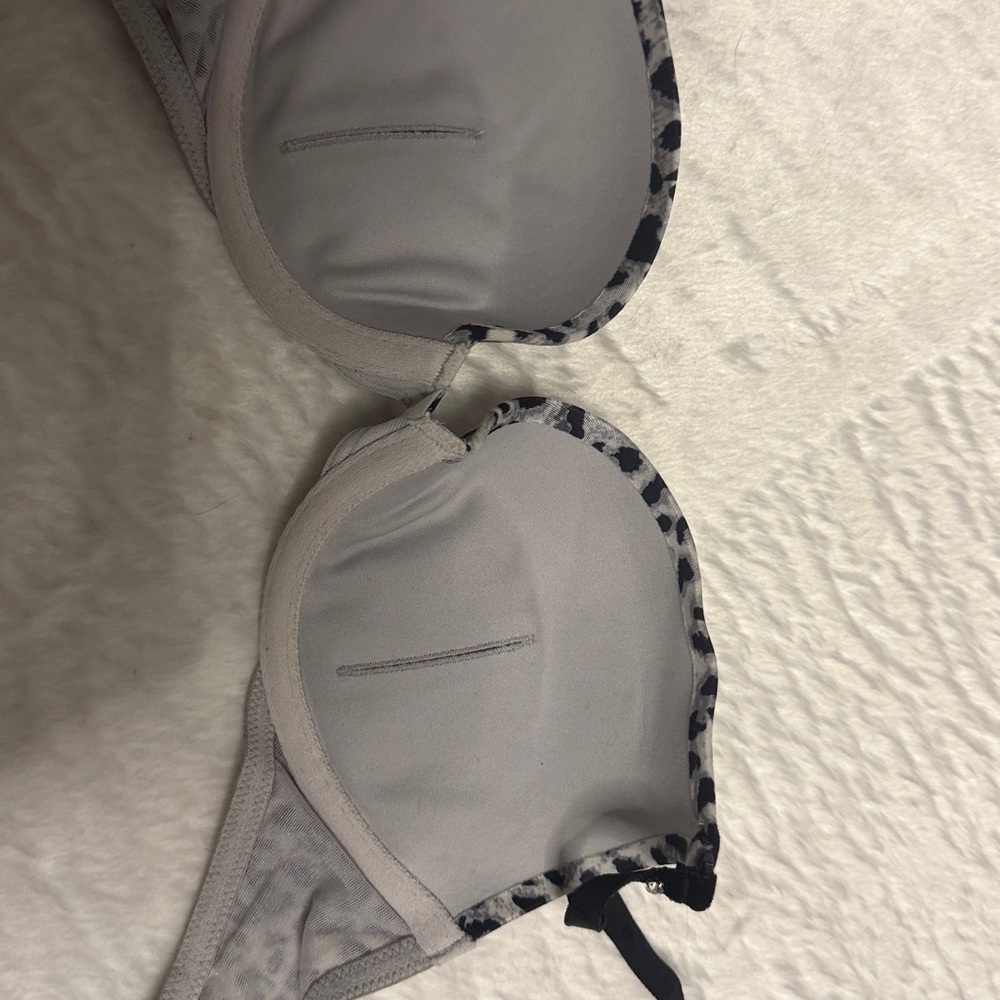 Very sexy limited edition Leopard Print Push-Up Bra gently used - Picture 5 of 5